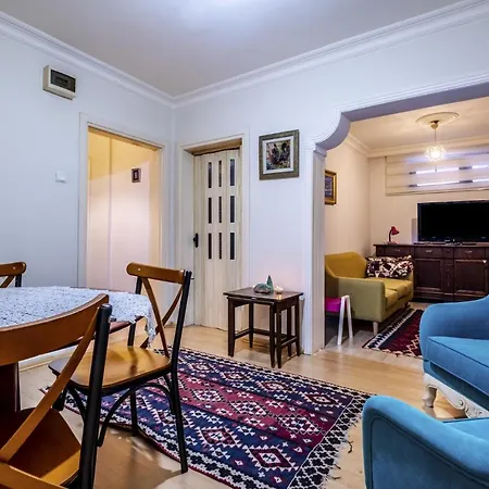 Apartment Central *